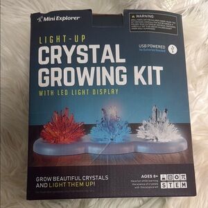Mini Explorer Light-Up Crystal Growing Kit